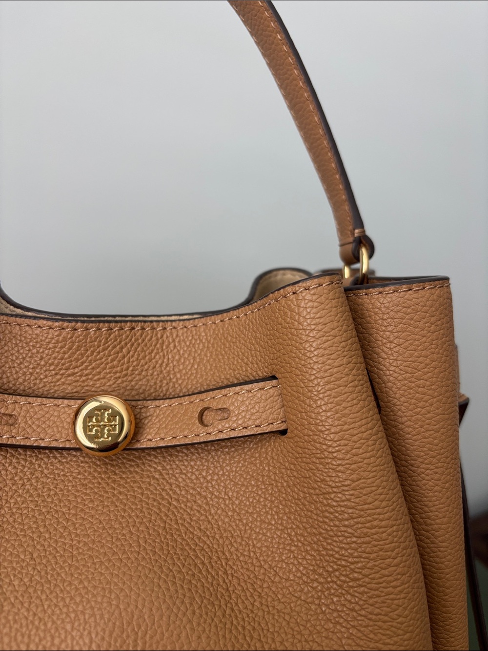 Tory Burch Romy Bucket Bag - Picture 15 of 16